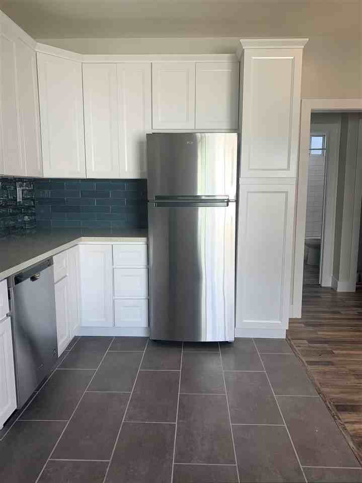 Garfield Avenue Apartments - Photo 3 of 43