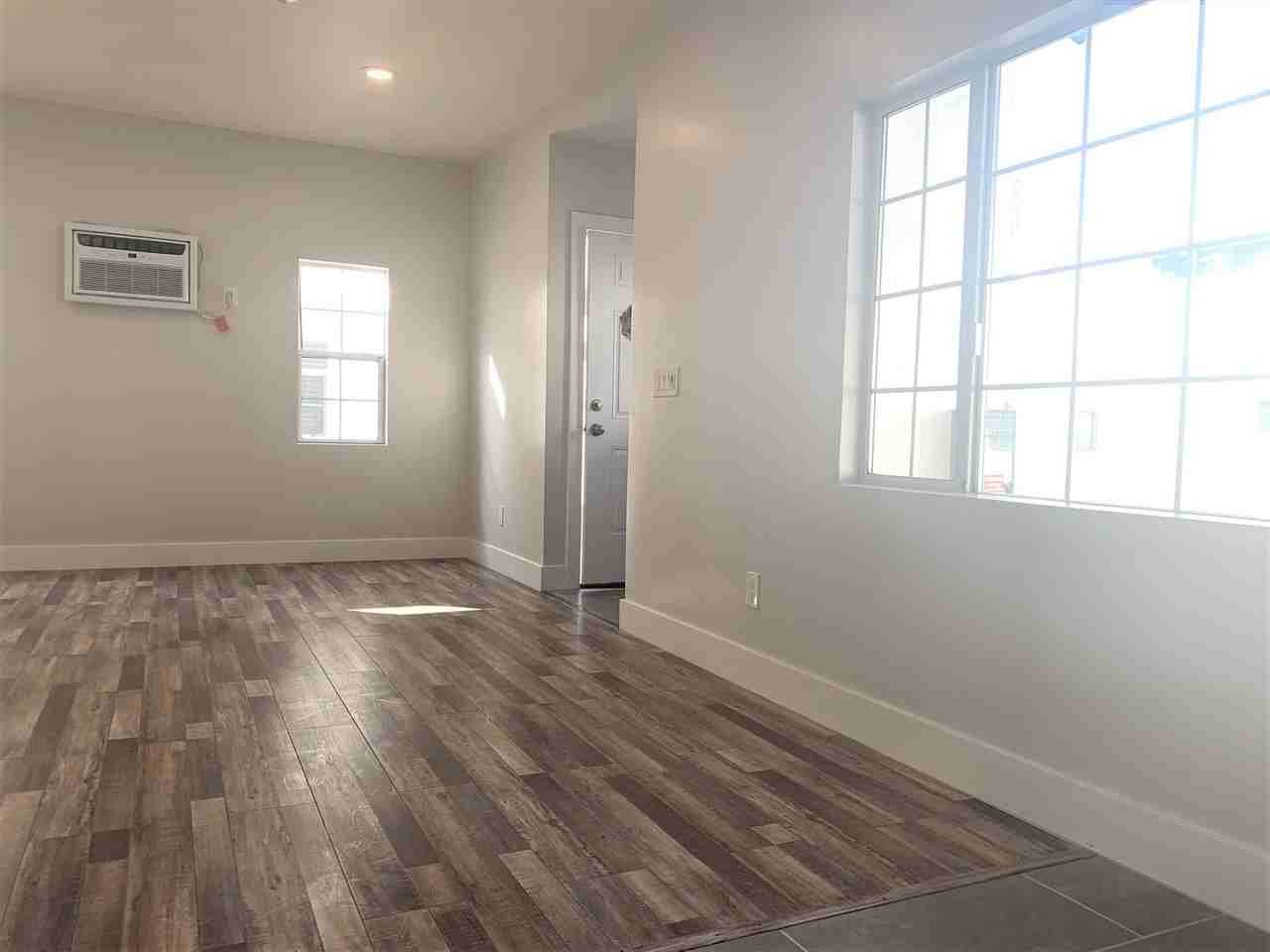 Garfield Avenue Apartments - Photo 5 of 43