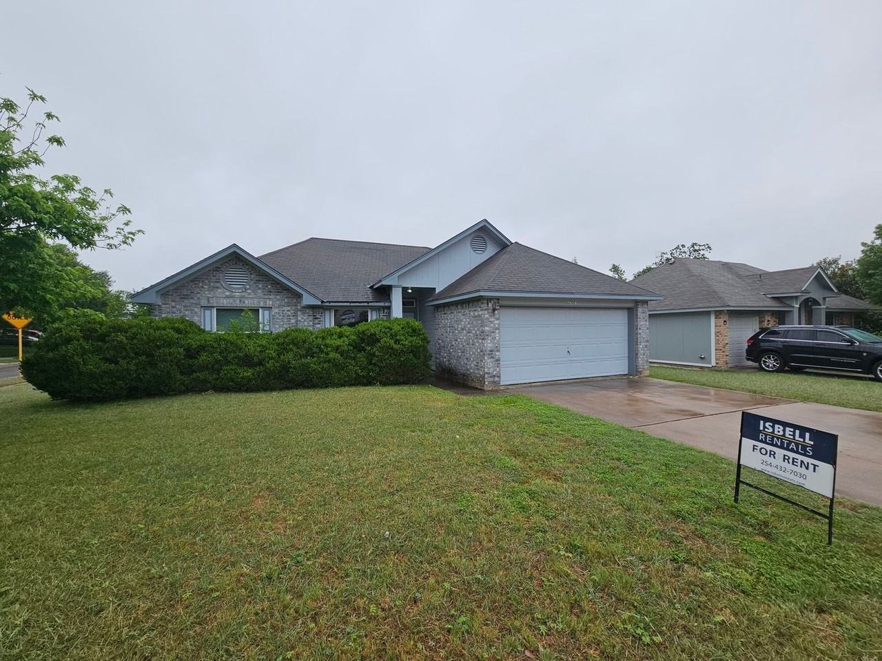 2606 Remington Dr - Photo 2 of 22