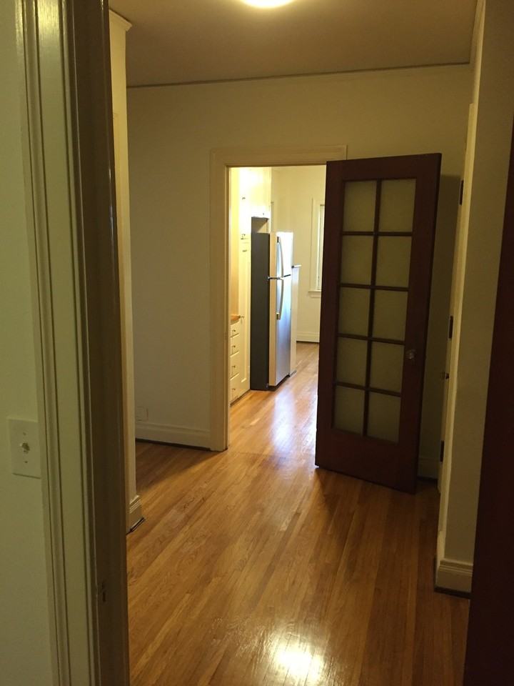 Roosevelt Apartments - Photo 4 of 27