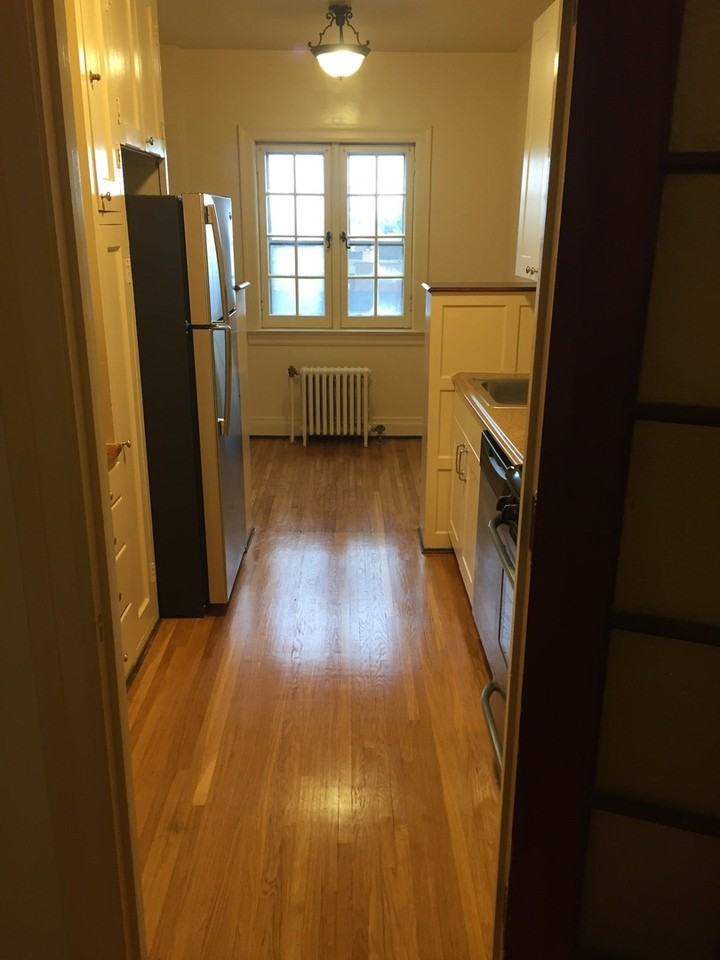 Roosevelt Apartments - Photo 7 of 27