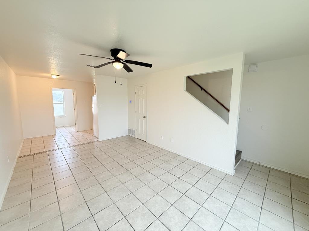 1210 Industrial Blvd Apt C - Photo 2 of 24