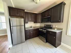 7072 Plain St - Photo 1 of 1