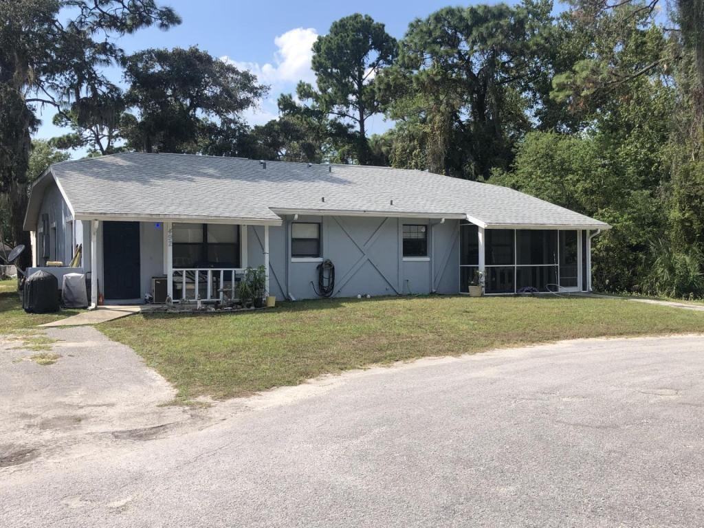 452 N Sams Pt