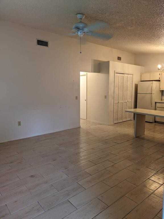 452 N Sams Pt - Photo 3 of 14