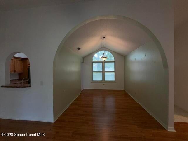 2408 Devonswood Rd - Photo 5 of 18