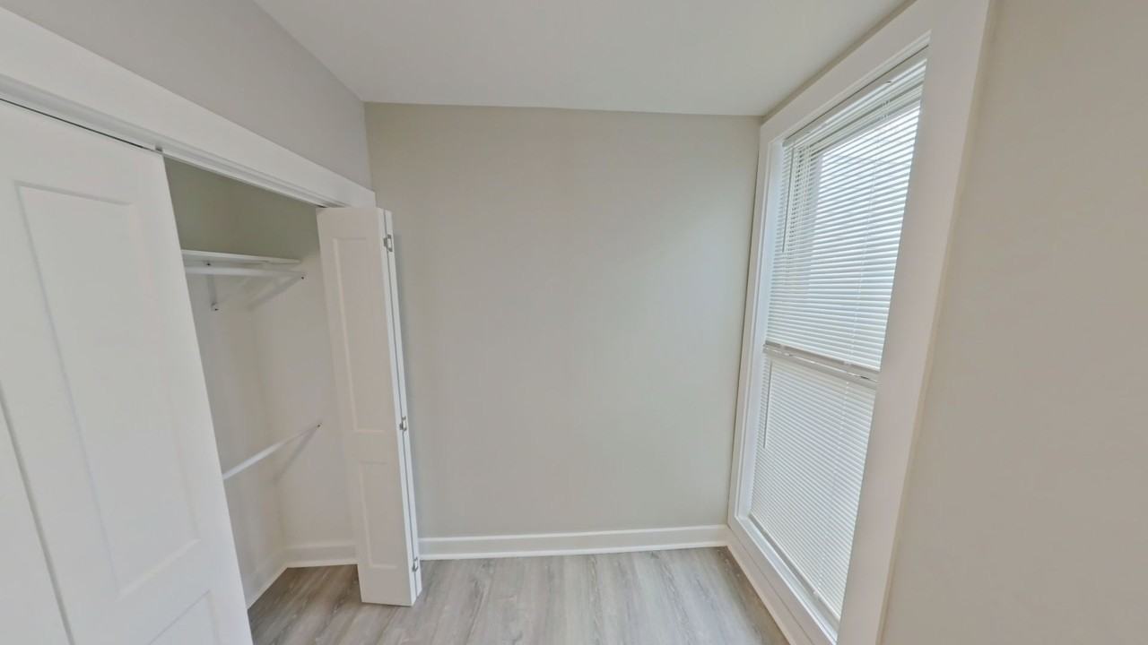 1939 N Myrtlewood St - Photo 4 of 10