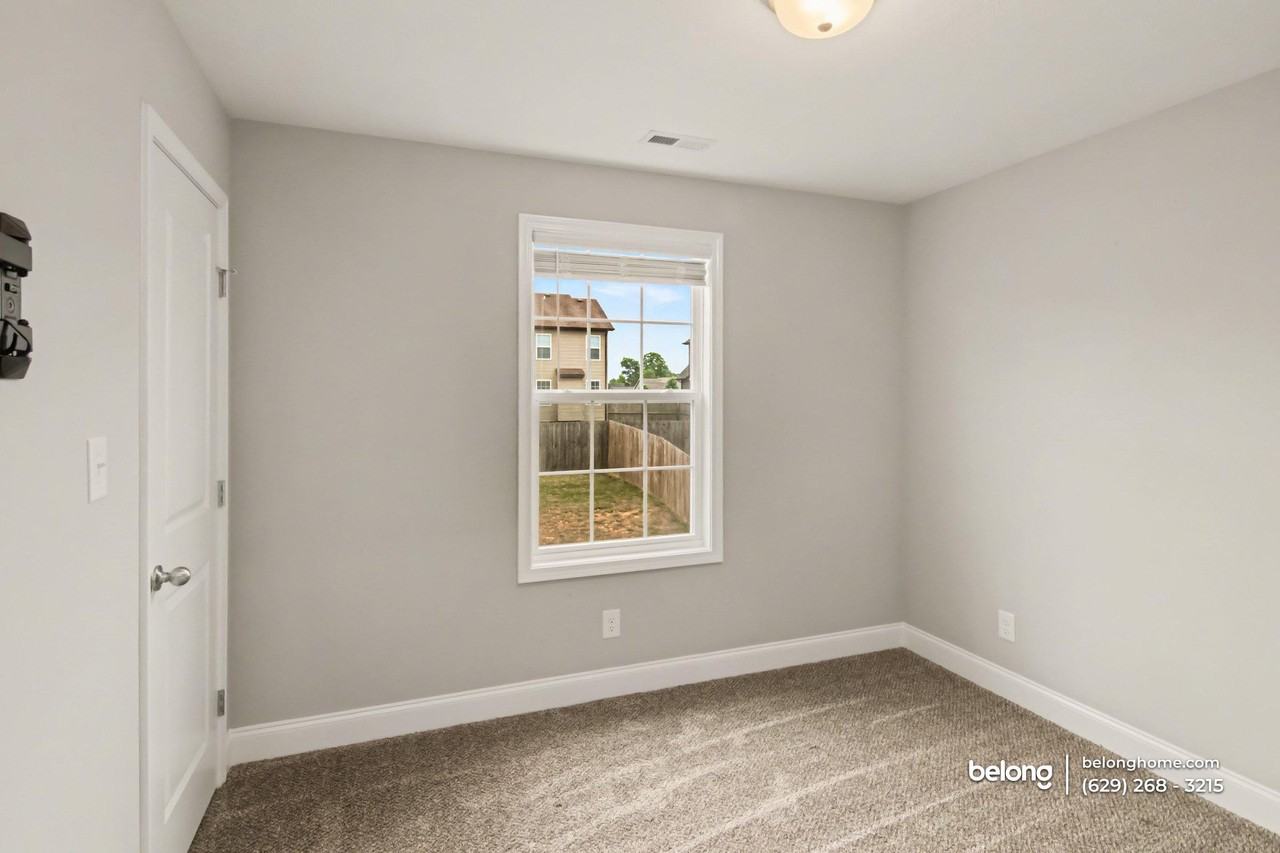 750 Banister Dr - Photo 5 of 16
