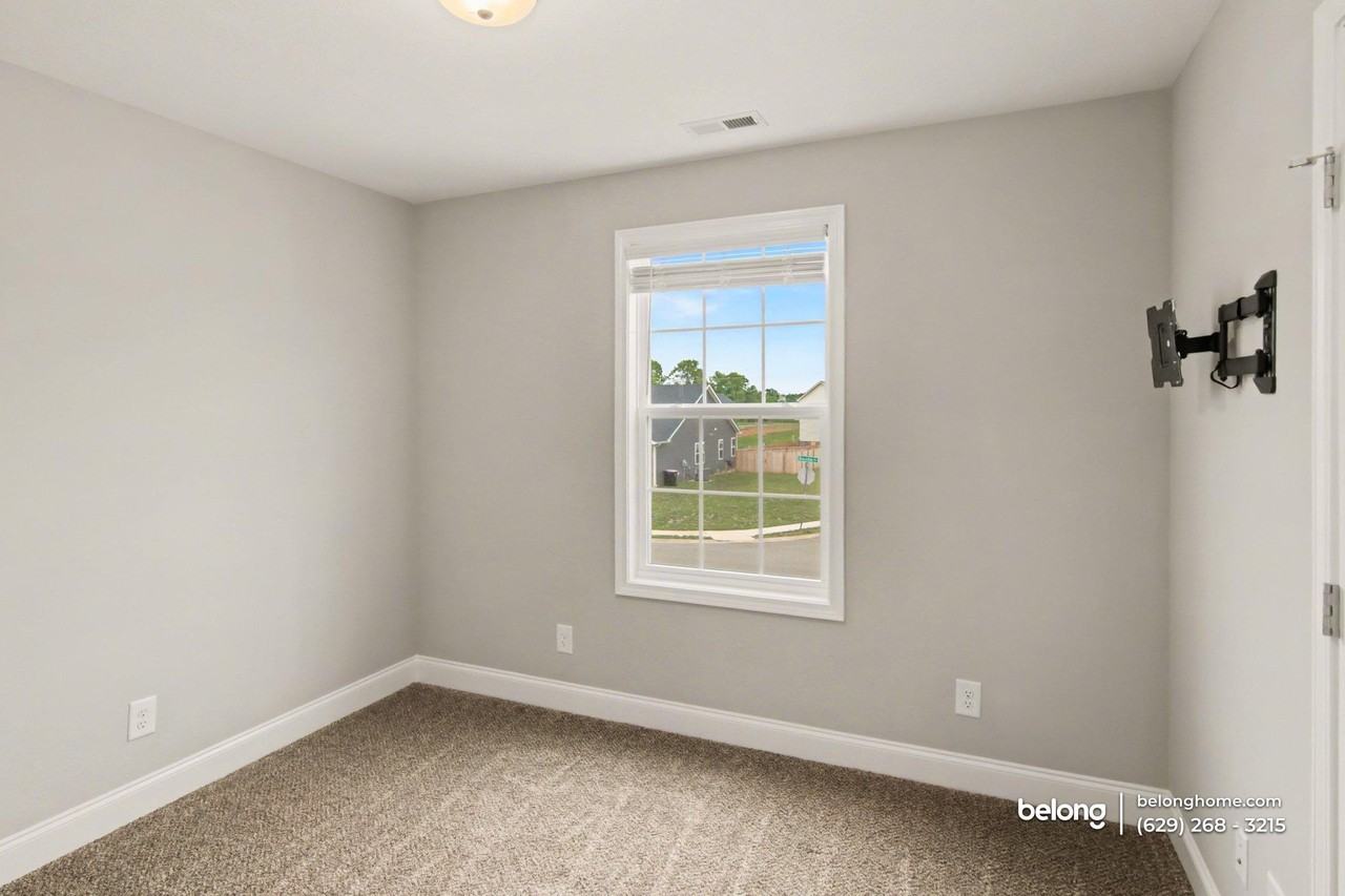750 Banister Dr - Photo 6 of 16
