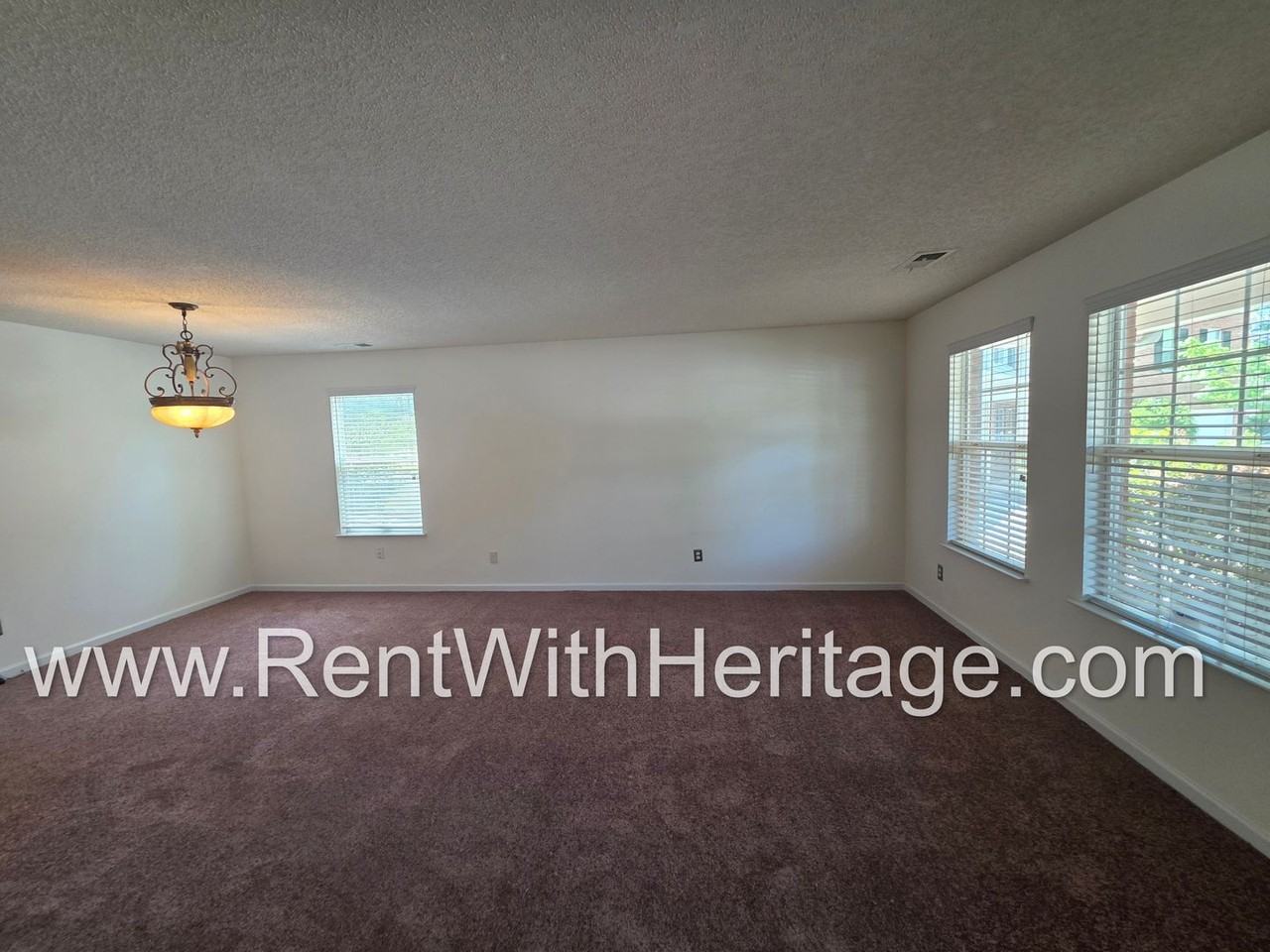 2028 Sweet Bay Dr - Photo 3 of 50