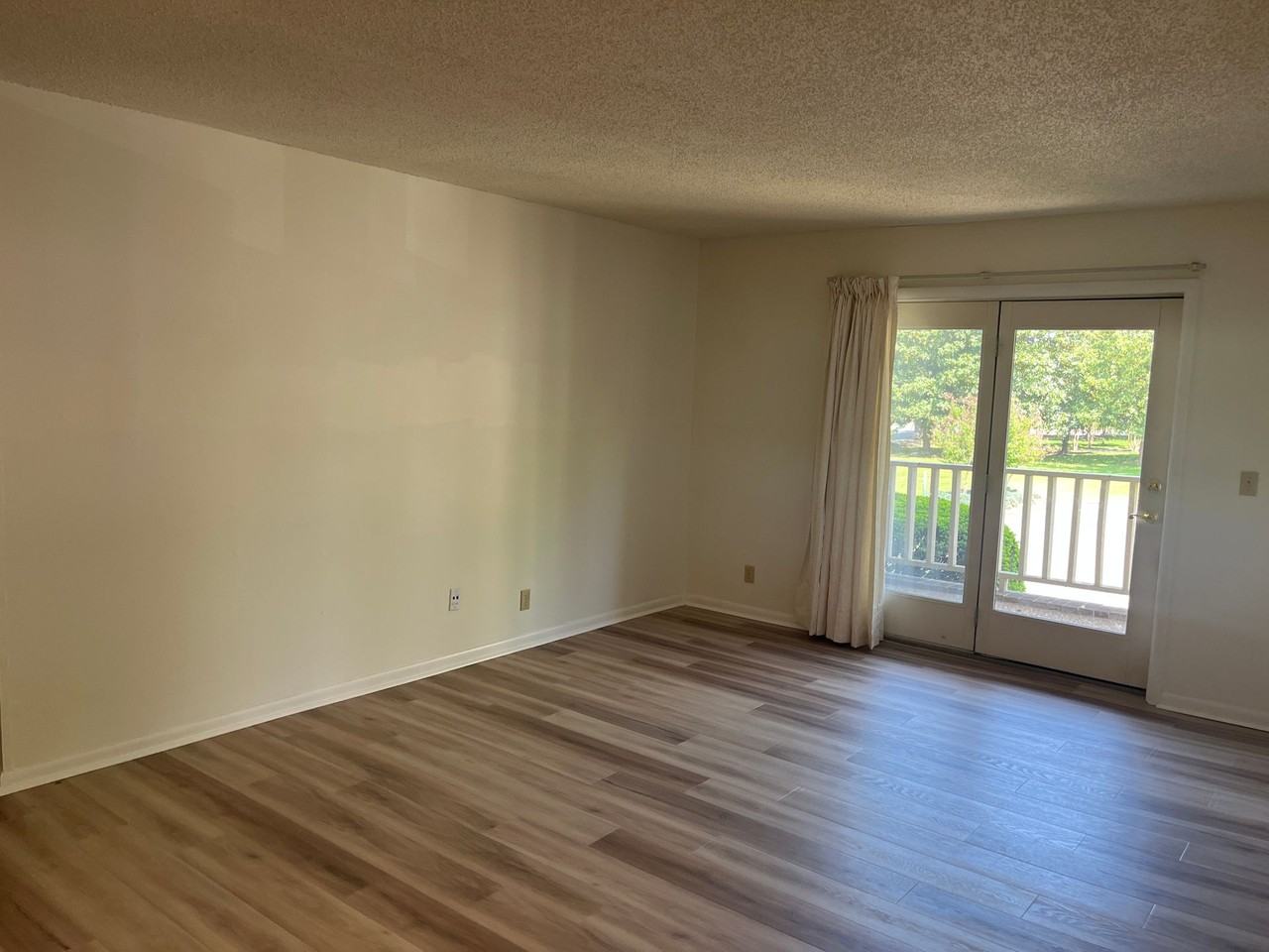 Charlestown Square Apartments - Photo 5 of 50