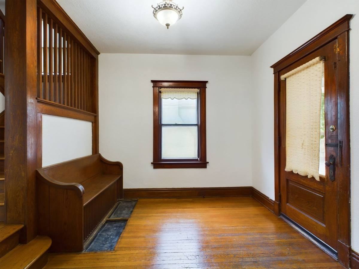 3429 Morrell Ave - Photo 2 of 10