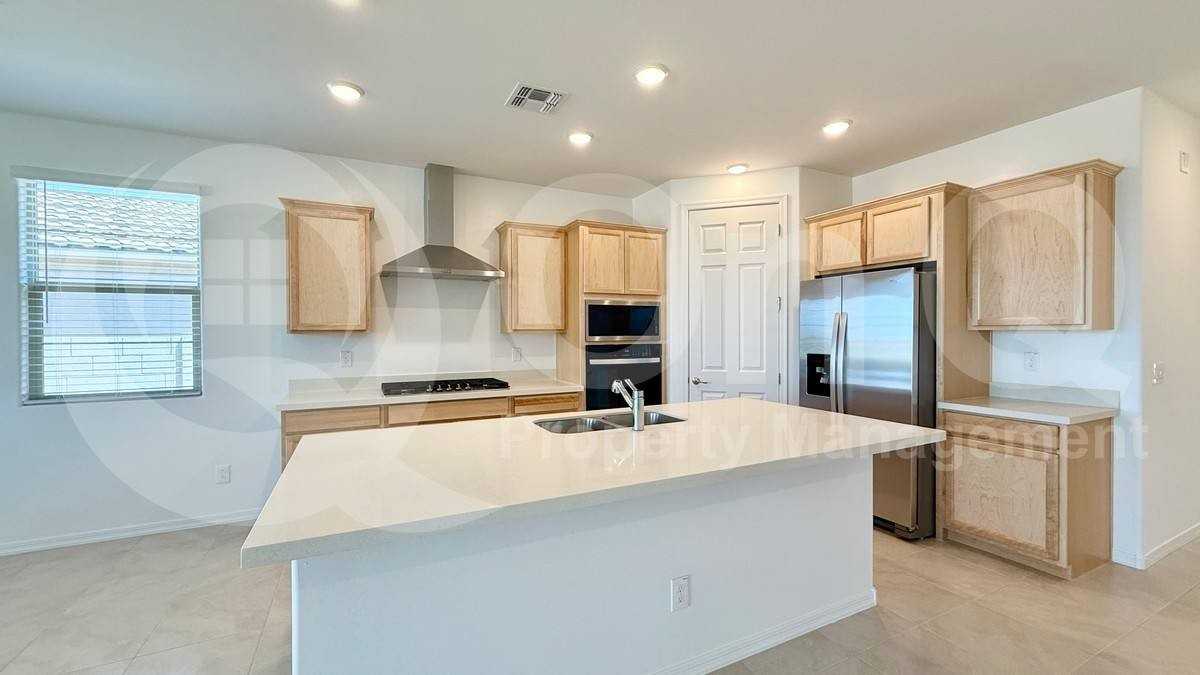 26358 S 224th Pl - Photo 3 of 10