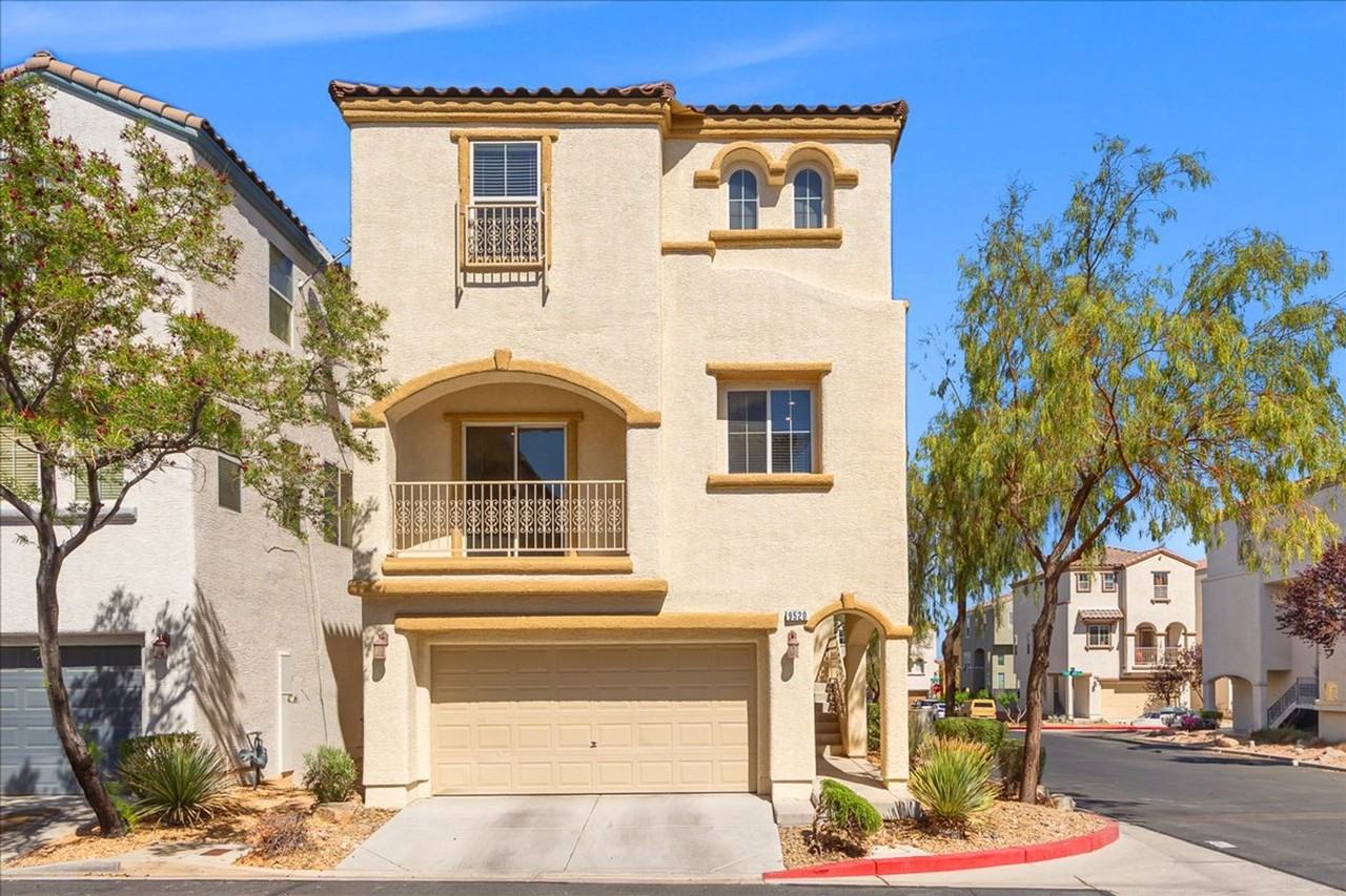 9520 Color Rock Ct