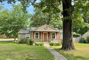featured image of 722 W 34th St
