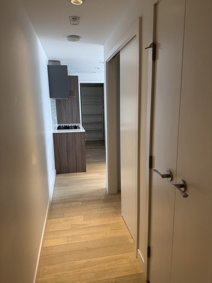 2220 Kingsway #1207 - Photo 3 of 13
