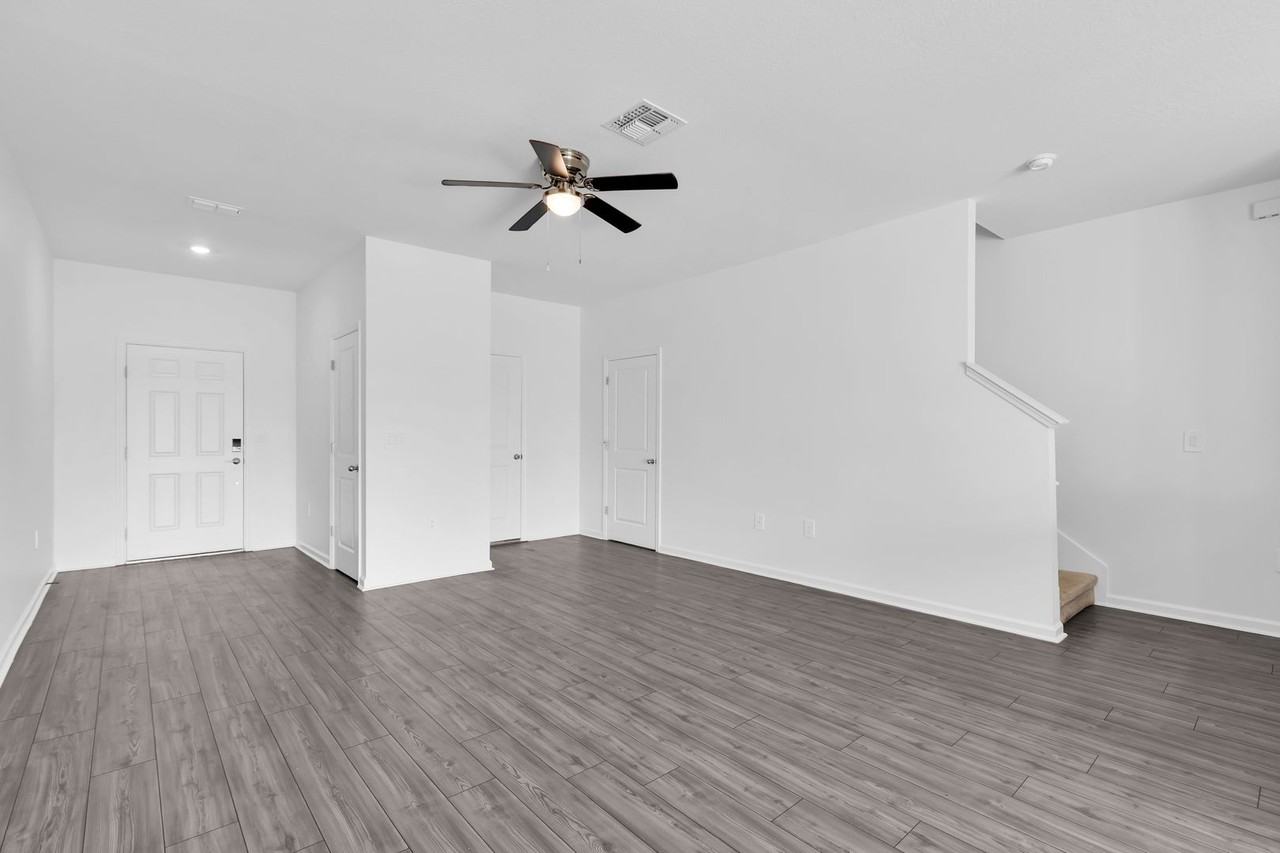 4915 Sw 81st Loop - Photo 4 of 29