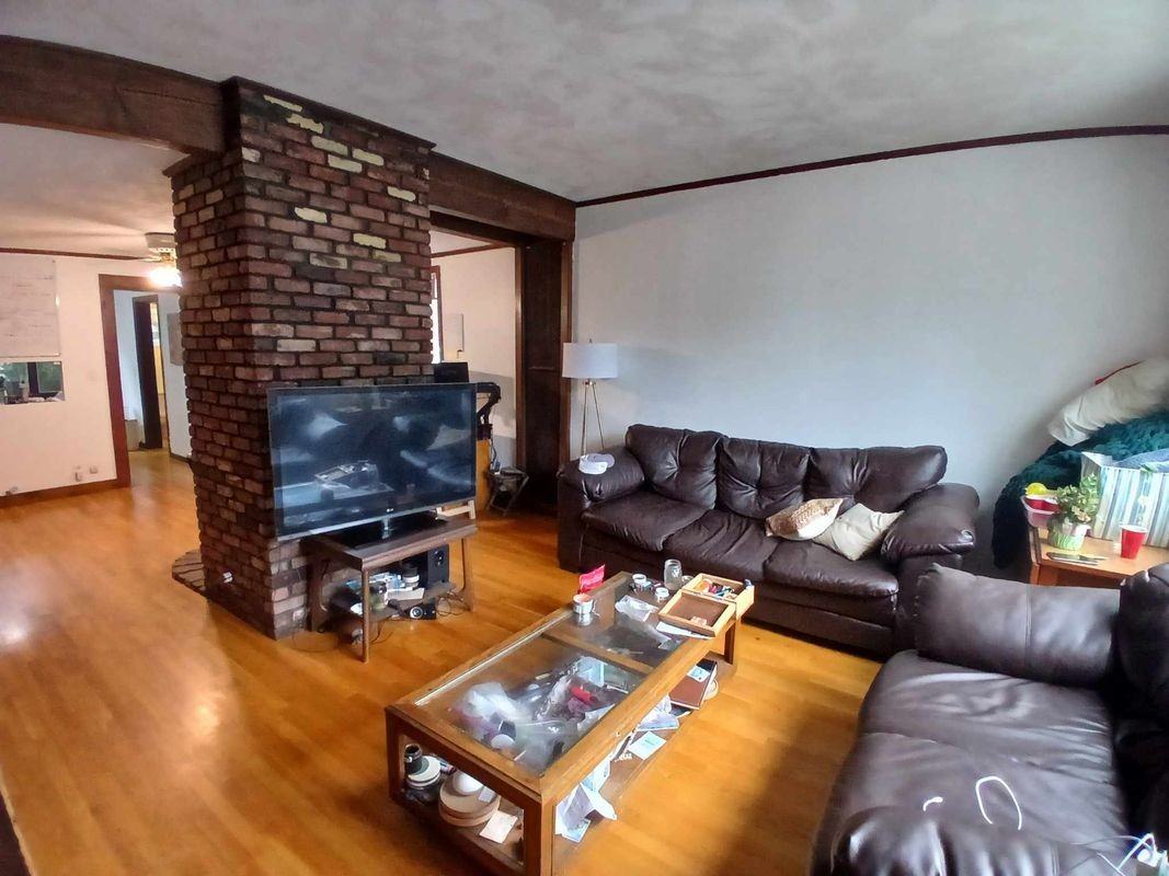 16 Orange St - Photo 3 of 14