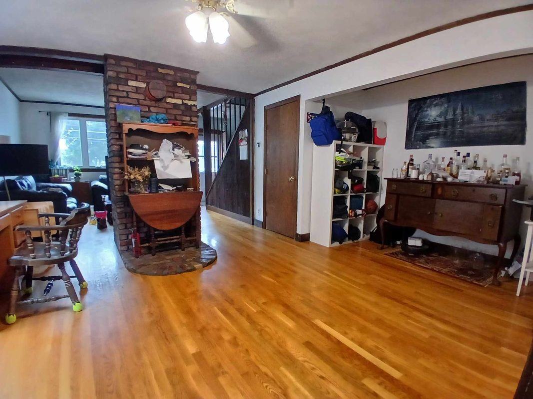 16 Orange St - Photo 5 of 14