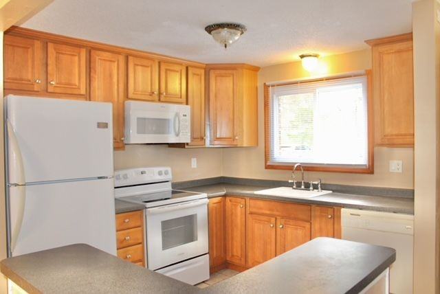 231 Boston Post Rd - Photo 2 of 10