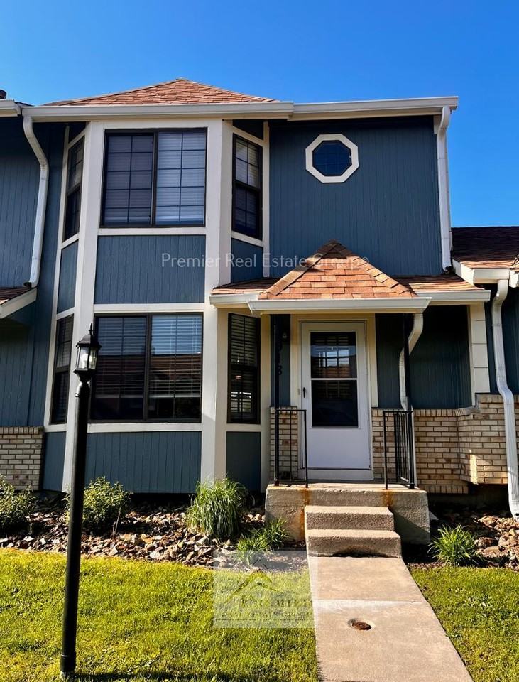918 London Green Way