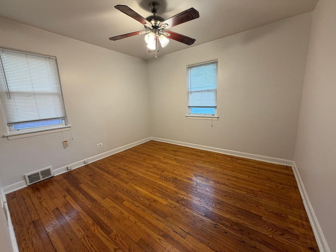 312 E 83rd St #1 - Photo 4 of 18