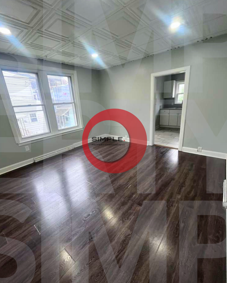 1566 Haak St - Photo 6 of 29