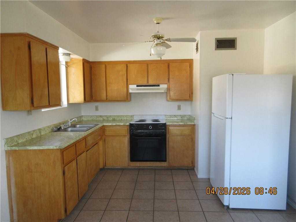 2011 Wikieup Ave - Photo 2 of 9