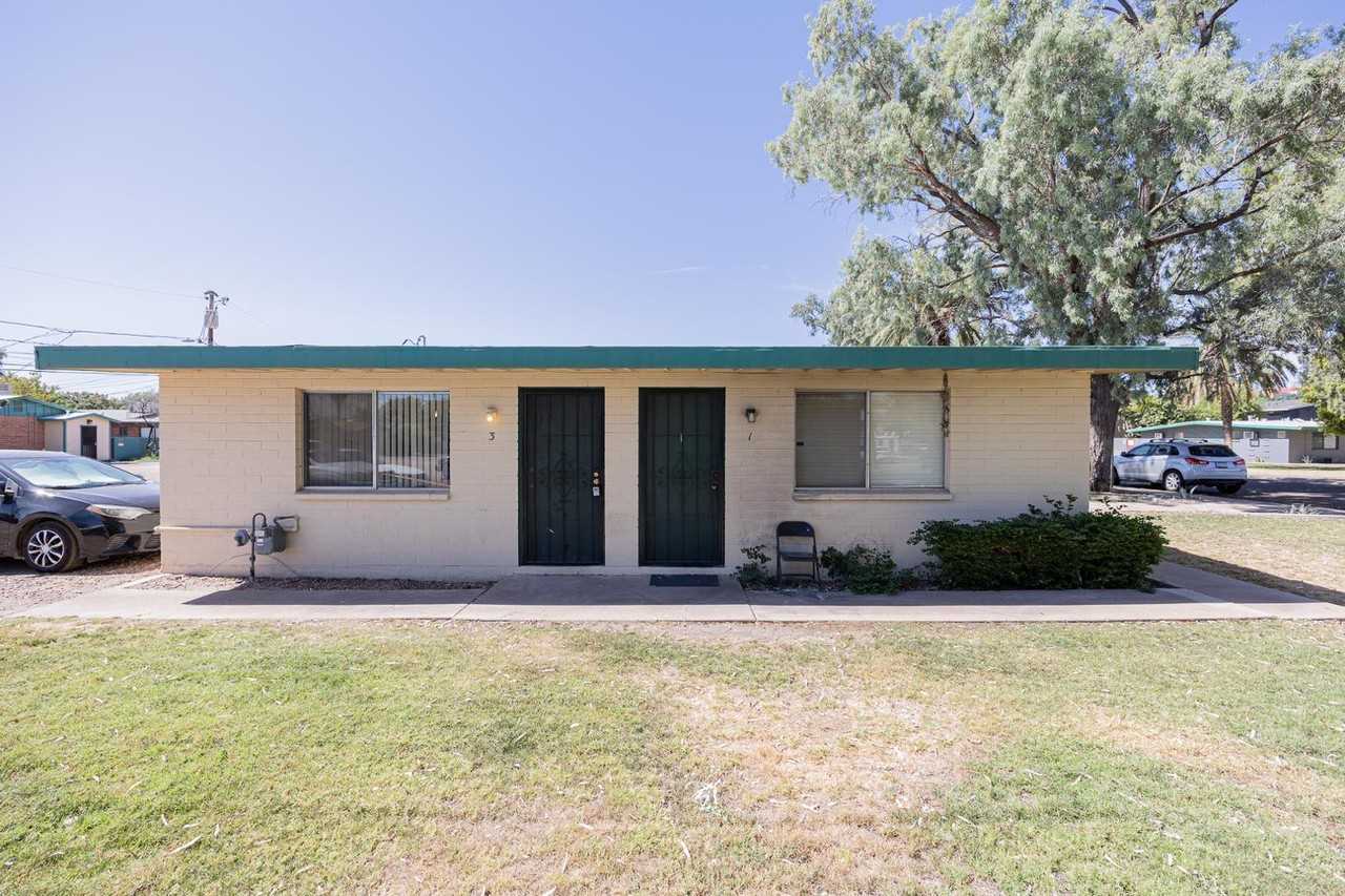 1017 S Mariana St #3 - Photo 2 of 9