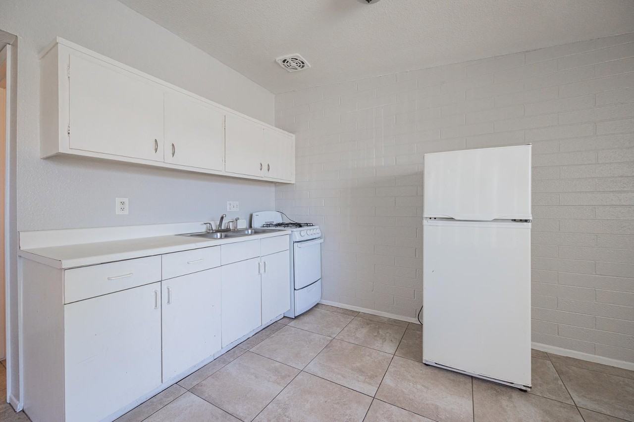 1017 S Mariana St #3 - Photo 7 of 9