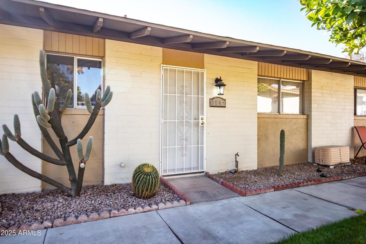 6721 E Mcdowell Rd #304G