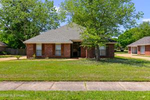 featured image of 417 Madison Oaks Dr