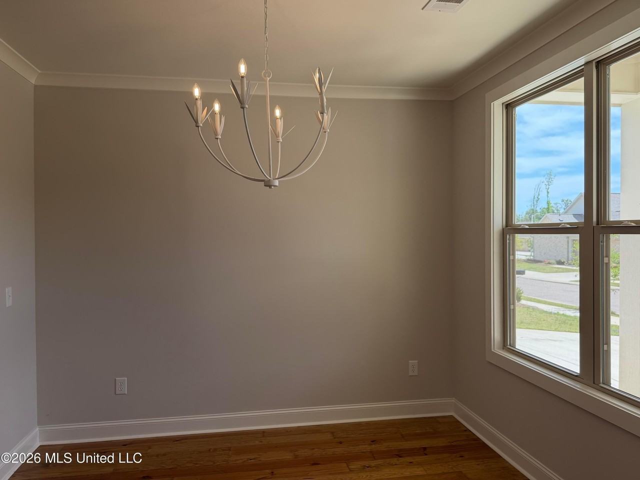 615 Cobalt Way - Photo 3 of 17