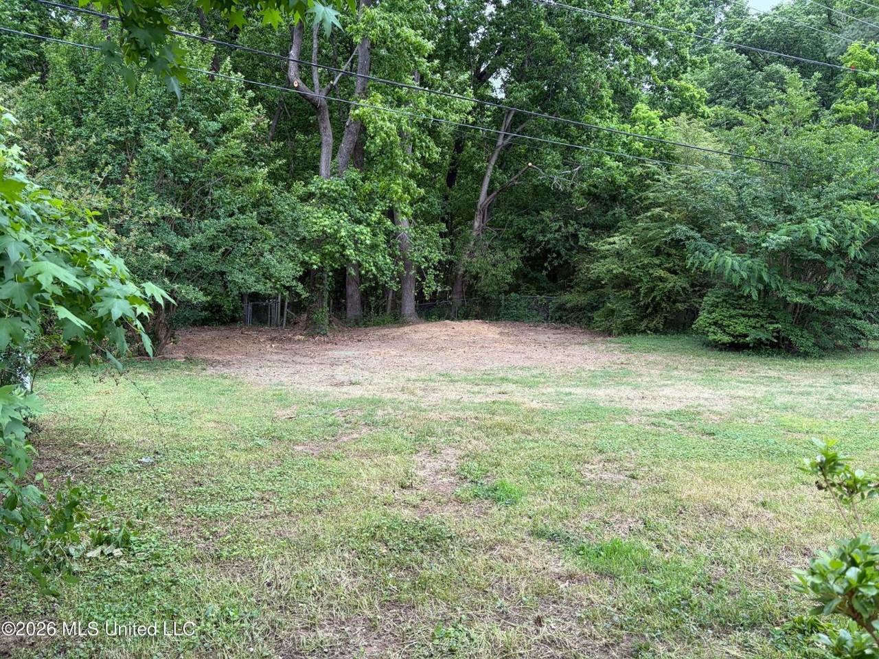 7087 Carrolton Dr W - Photo 2 of 20