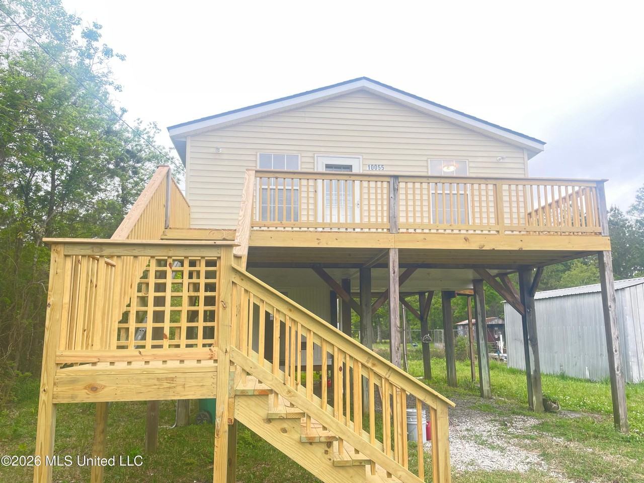 10055 Peachtree Dr