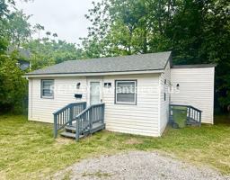 featured image of 504 Longwood Ave