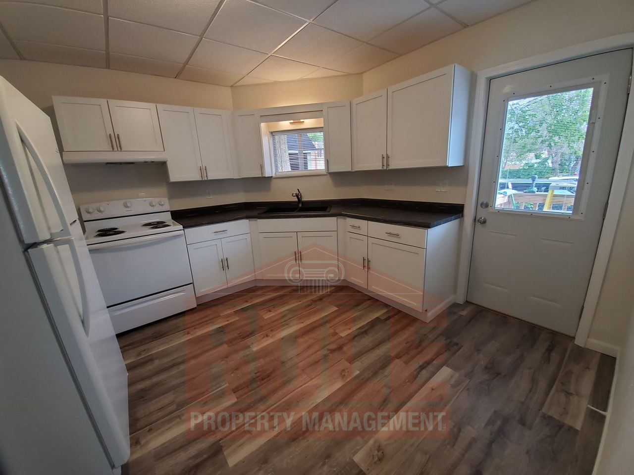 715 Chicago St - Photo 4 of 10