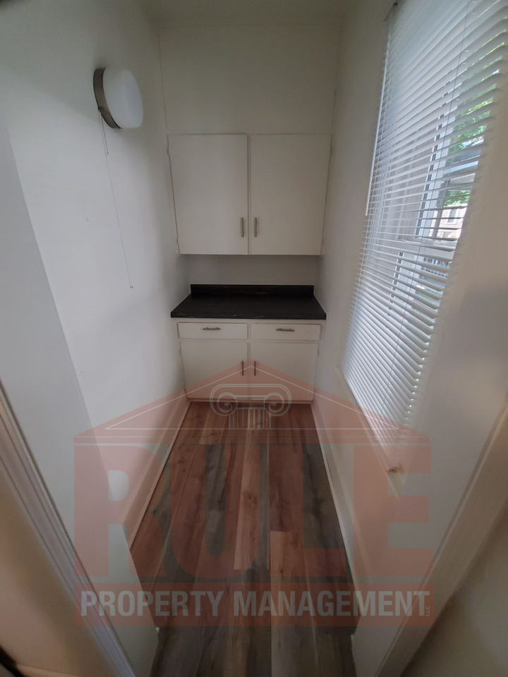 715 Chicago St - Photo 5 of 10
