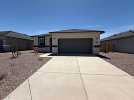 featured image of 5597 Button Ln