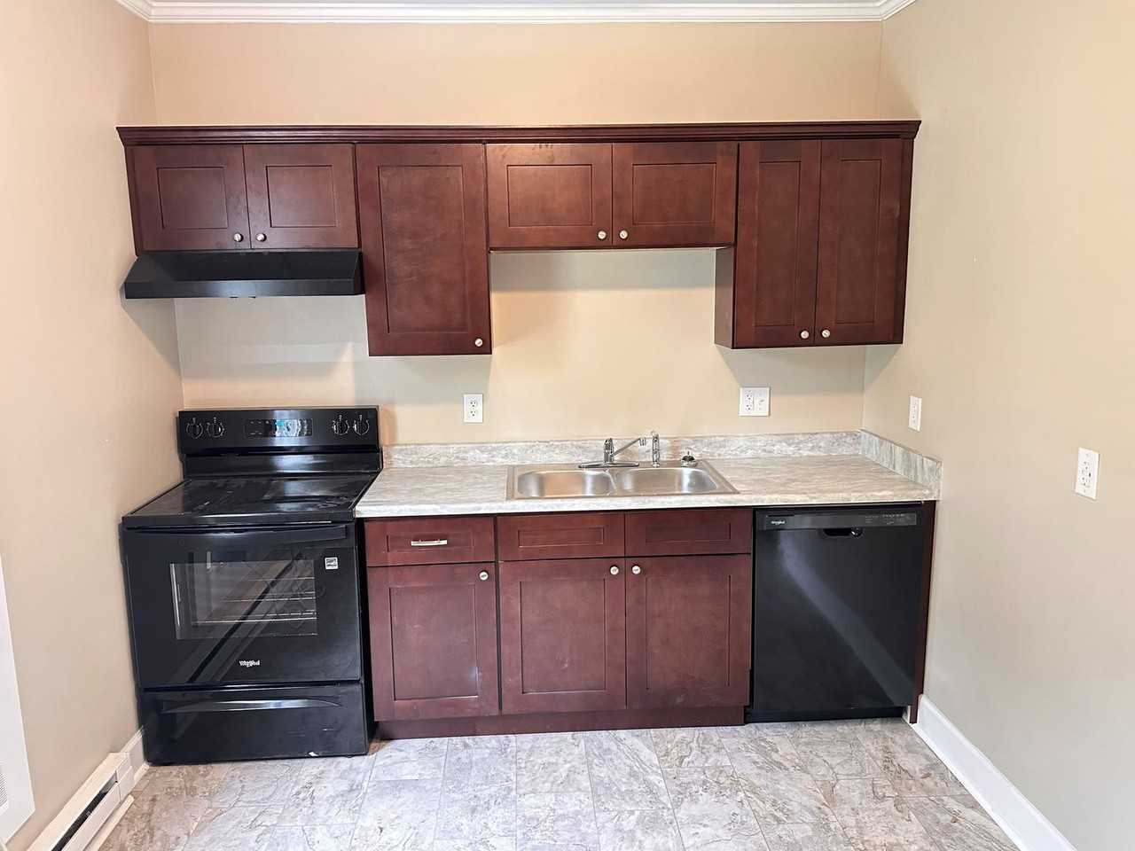 728 Davis St - Photo 6 of 11