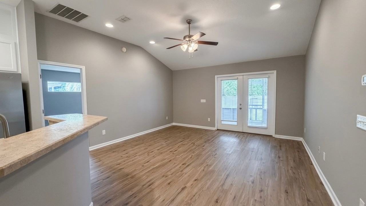 86269 Venetian Ave - Photo 2 of 19