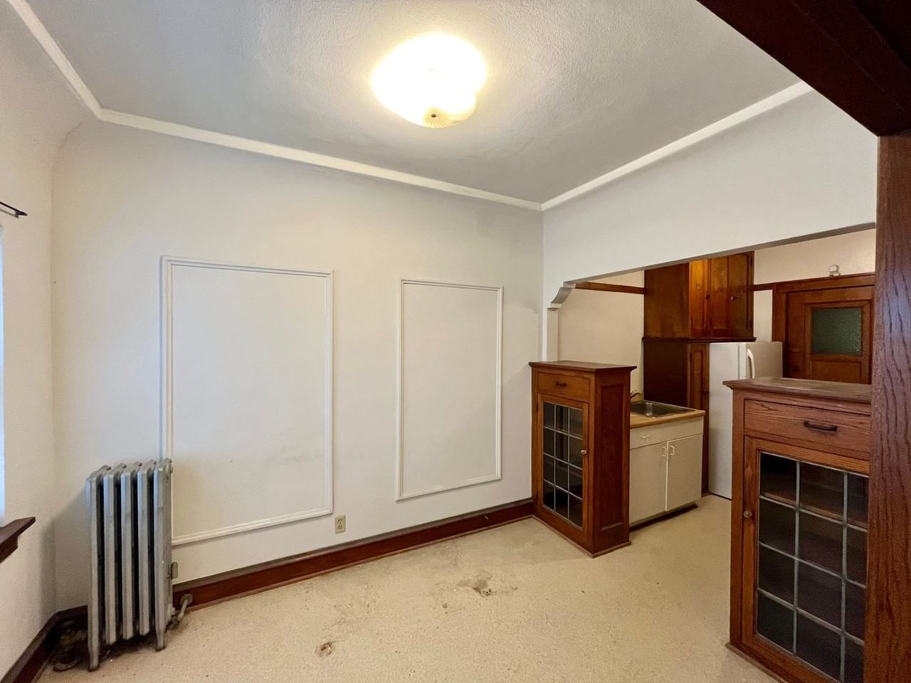 4455 N Oakland Ave - Photo 4 of 19