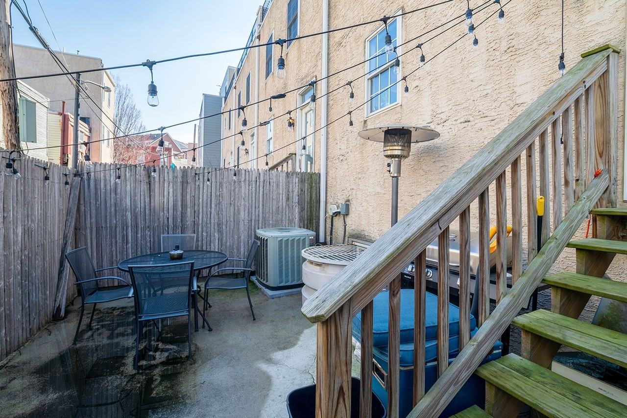 2609 Webster St - Photo 5 of 22