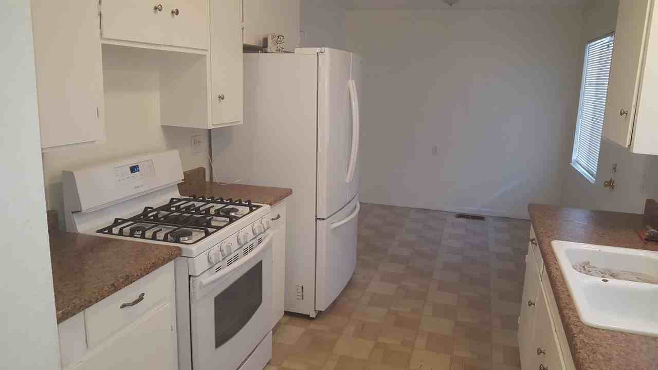 482 East Ave - Photo 6 of 13