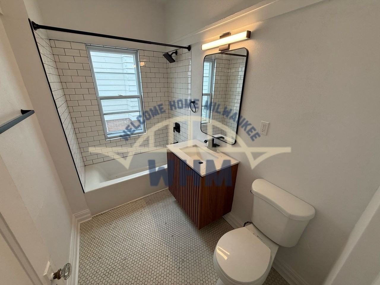 1607 N 52nd St - Photo 3 of 13