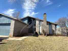 featured image of 405 Norton Cir