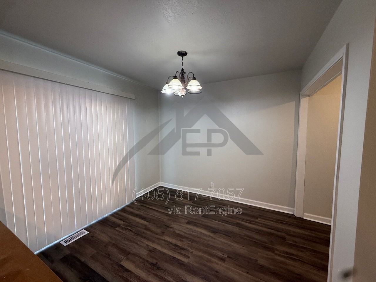 405 Norton Cir - Photo 4 of 26