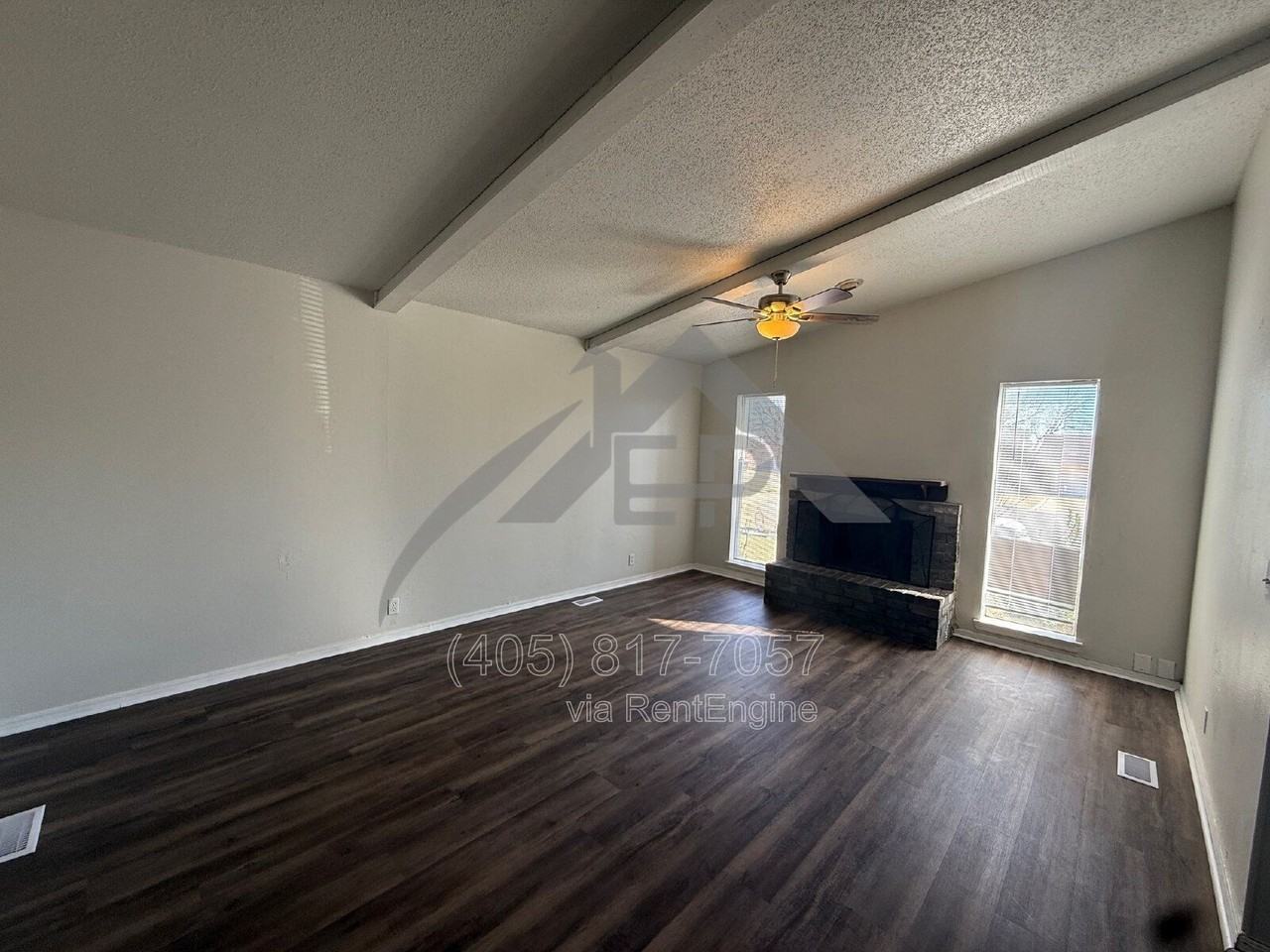 405 Norton Cir - Photo 5 of 26