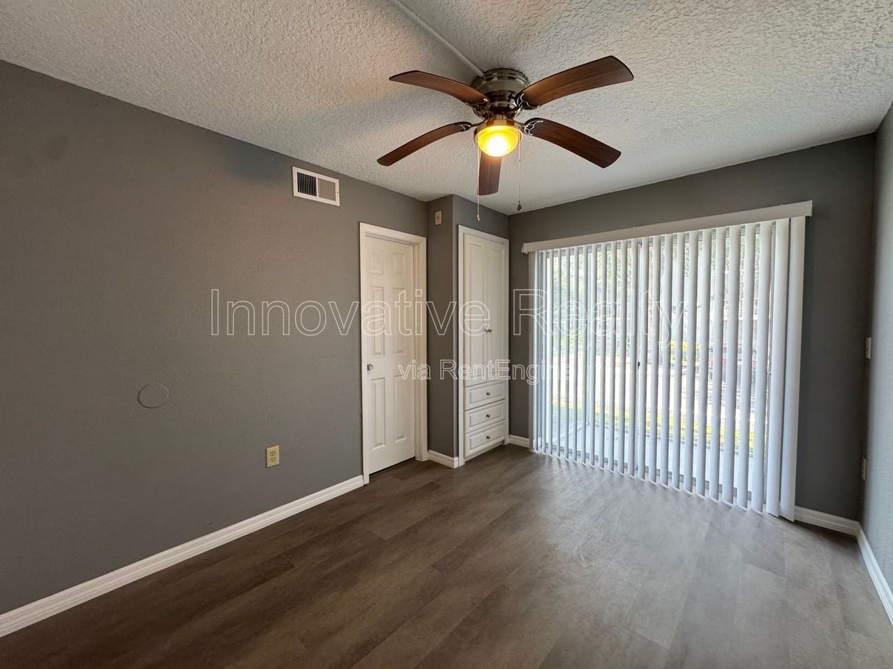 120 Blue Point Way #130 - Photo 7 of 16