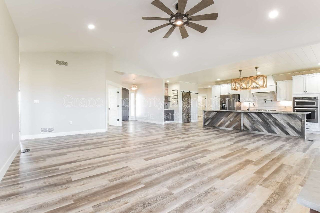 31816 County Road 16 - Photo 6 of 28